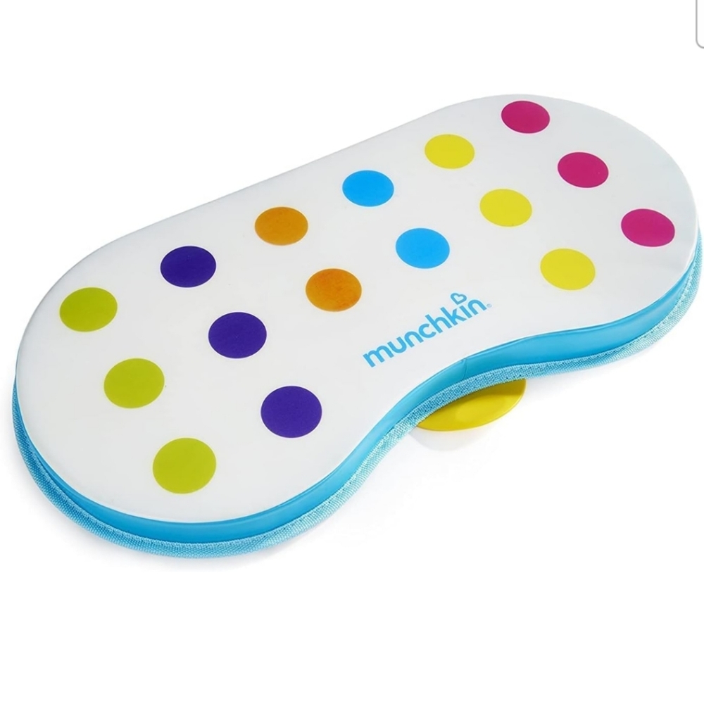 *SOLD* Color dots Bath Kneeler